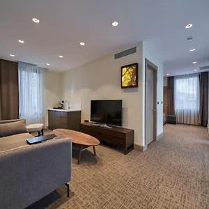 Selini Airport Hotel